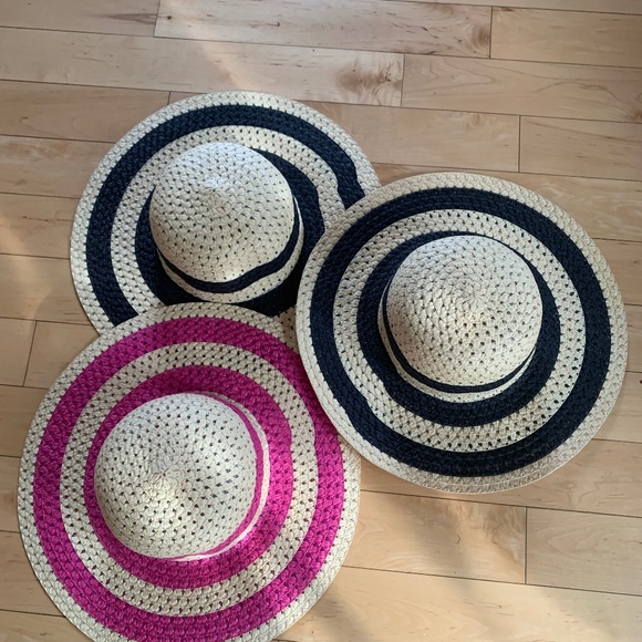 Set Of Three Straw Hats - Picture 2 of 5